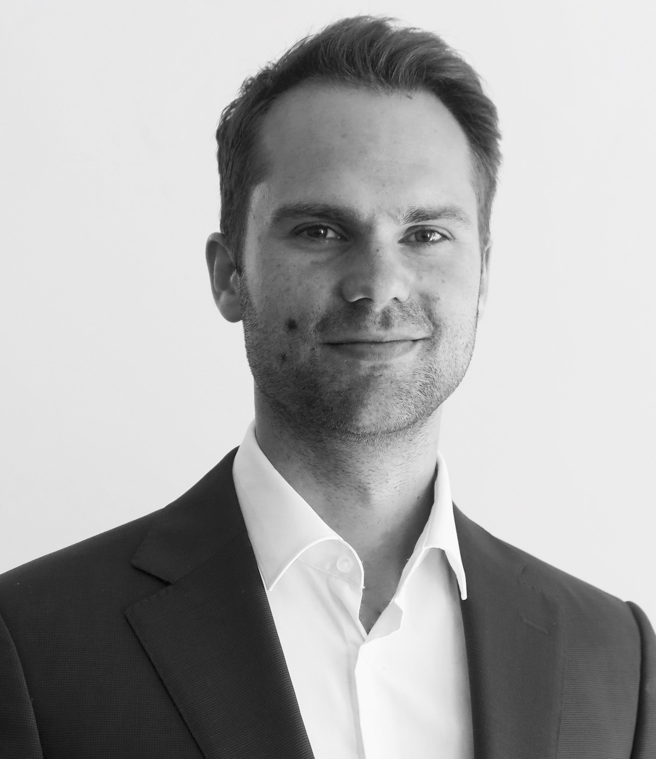 Dr. Luuk Molthof